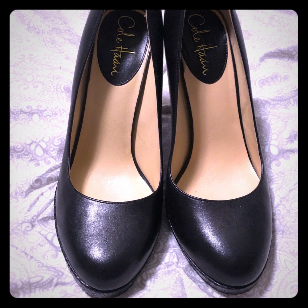 Like New Cole Haan Black Heels